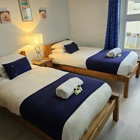 אילפרקומב Sea Views, Big 2 Bed Flat Close To Beach & Harbour מראה חיצוני תמונה