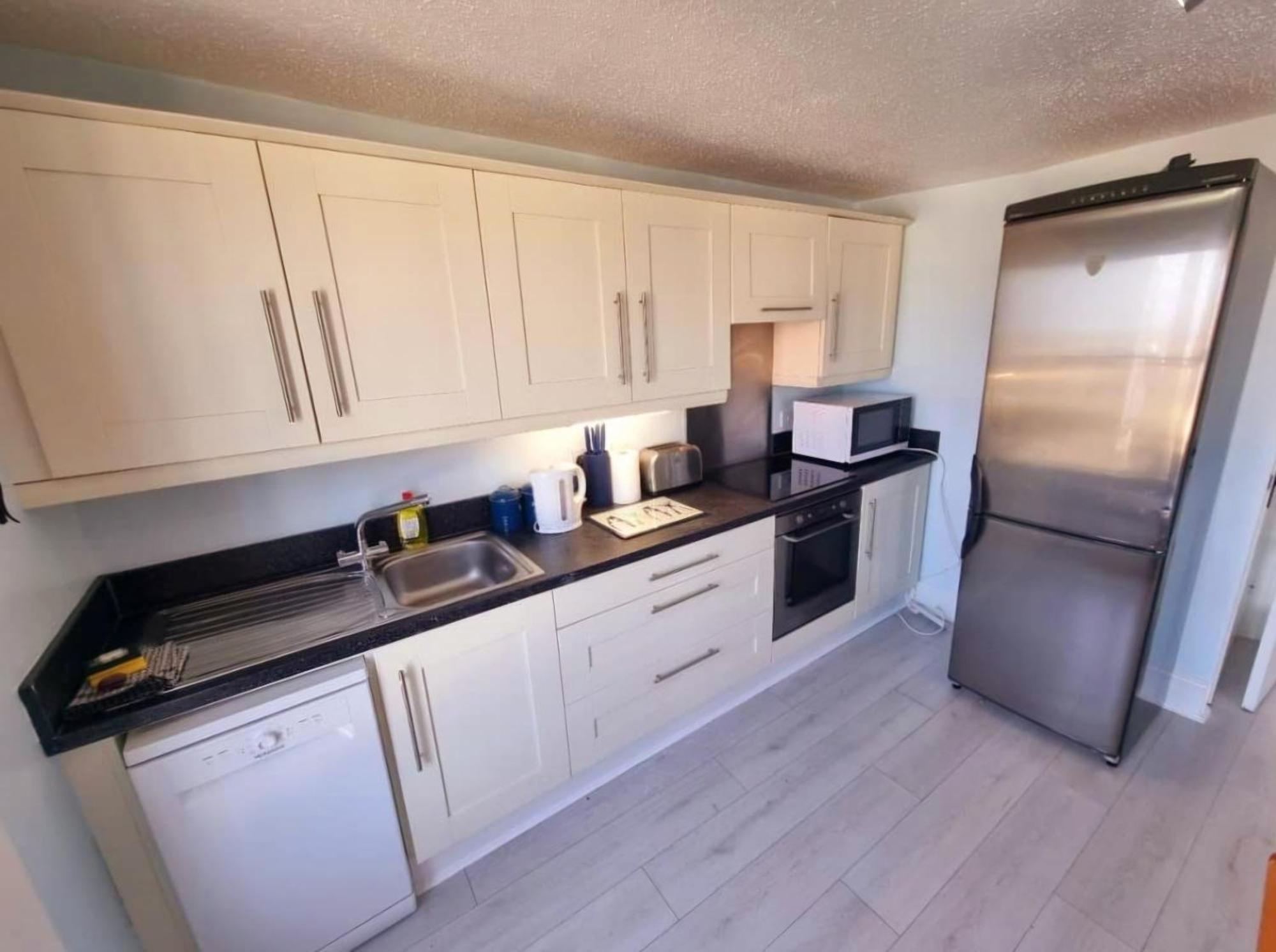 אילפרקומב Sea Views, Big 2 Bed Flat Close To Beach & Harbour מראה חיצוני תמונה